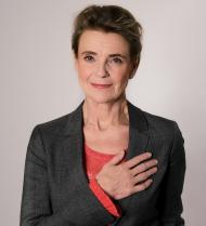 斯蒂娜·艾克布罗德