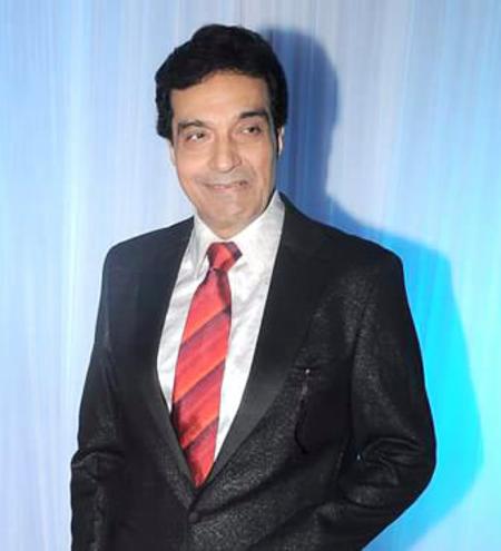 Dheeraj Kumar 电影 串行 (大全) Dheeraj Kumar 电影 串行 (大全)